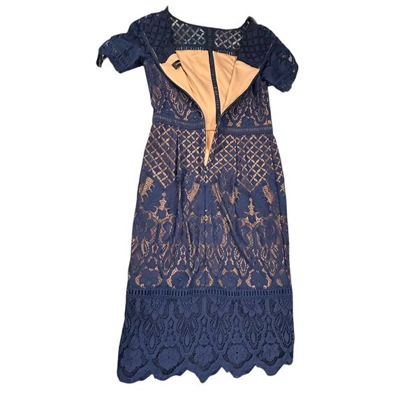 Tadashi Shoji Navy Suma Lace Dress - Size 8 - Picture 10 of 16